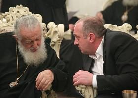 „პატრიარქს სიამოვნებით მოვუსმენ“ - შეიწყალებს თუ არა პრეზიდენტი დეკანოზ მამალაძეს