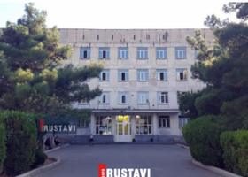 "პედაგოგი მოსწავლეებს გაკვეთილზე ლოცვას აიძულებს" - რა ხდება რუსთავის მე-4 სკოლაში