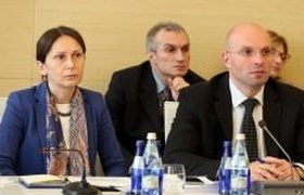 მთავრობის საპარლამენტო მდივანი ნათია მიქელაძე იქნება