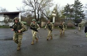 "თავი რომ მოეკლა, ოთხ ტყვიას როგორ გაისროდა!" - გოჩა ინასარიძეს ჯარისკაცი შვილის თვითმკვლელობის არ სჯერა
