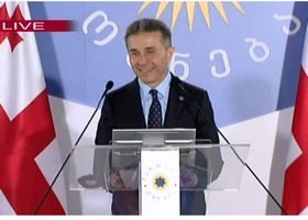 „ქართული ოცნების“ თავმჯდომარედ ბიძინა ივანიშვილი ერთხმად აირჩიეს