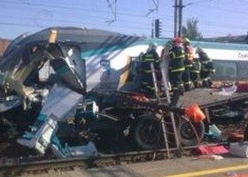 ჩეხეთში ერთმანეთს ორი სამგზავრო მატარებელი შეეჯახა