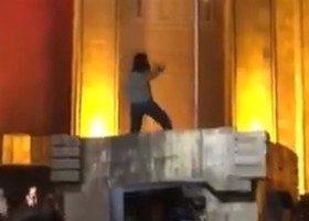 ელისო კილაძე - "9 აპრილის მემორიალზე ცეკვა თავისუფლება არ არის" - ვიდეო