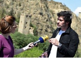 კახა კალაძე ნაციონალურ მოძრაობას მიწისქვეშა საპარკინგე ადგილებს 1 ლარად აძლევს