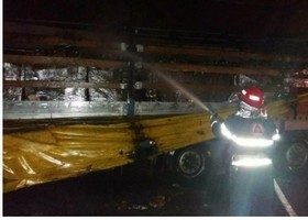 თბილისში, ფიფიას ქუჩაზე, სატვირთო ავტომანქანა დაიწვა