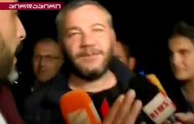ზაზა სარალიძე აქციაზე მივიდა - ”მეუღლე მყავს ცუდად და მალე უნდა დავბრუნდე სახლში, ვაკის აქციაზე ჩემი შვილის მხარდაჭერა ვერ დავინახე”