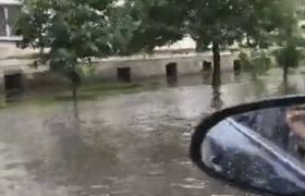 სოხუმში წყალდიდობაა - ვიდეო სოხუმში წყალდიდობაა - ვიდეო