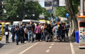 თბილისში მანქანა 2 უცხოელ ქალს დაეჯახა - მძღოლი მიიმალა თბილისში მანქანა 2 უცხოელ ქალს დაეჯახა - მძღოლი მიიმალა