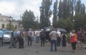 ავარია ოზურგეთში - მსუბუქი ავტომანქანა, რომელსაც გოგონა მართავდა, შეჯახების შედეგად ამოტრიალდა ავარია ოზურგეთში - მსუბუქი ავტომანქანა, რომელსაც გოგონა მართავდა, შეჯახების შედეგად ამოტრიალდა