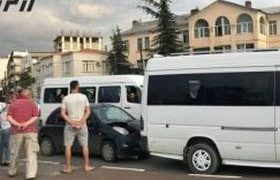 ავარია ბათუმში - დაშავდა ორსული ქალი