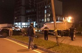 ბათუმში მანქანა ტრაილერს დაეჯახა - დაიღუპა პატარა ბავშვი