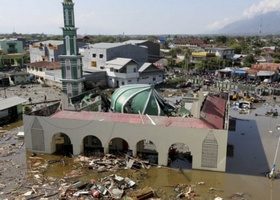 ინდონეზიაში მიწისძვრისა და ცუნამის შედეგად დაღუპულთა რიცხვი 832-მდე გაიზარდა