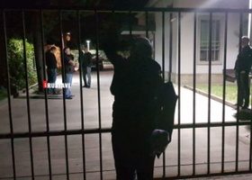 რუსთავში 5 თვის ბავშვი გარდაიცვალა - მშობლებს და პოლიციას შორის დაპირისპირება მოხდა