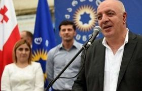 ჩაჩავას და ღუდუშაურის კლინიკები ”ოცნების“ დეპუტატ ელგუჯა გოცირიძეს ეკუთვნის - ”მე რა შუაში ვარ, მენეჯმენტმა თუ რაიმე დავალება მისცა”