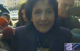 სალომე ზურაბიშვილი - ”მაცალეთ ახლა, გამიშვით...”