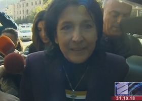 სალომე ზურაბიშვილი - ”მაცალეთ ახლა, გამიშვით...”