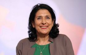 სალომე ზურაბიშვილს მილიონ ლარზე მეტი შესწირეს - 50.000 კალაძემ, 45.000 - ივანიშვილის ძმამ