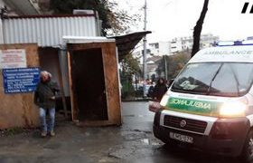 მელიქიშვილზე კორპუსის მშენებლობიდან 30 წლის მამაკაცი გადმოვარდა - მისი მდგომარეობა მძიმეა მელიქიშვილზე კორპუსის მშენებლობიდან 30 წლის მამაკაცი გადმოვარდა - მისი მდგომარეობა მძიმეა