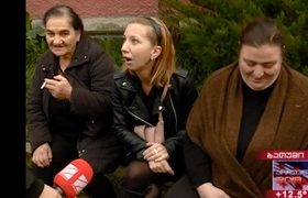 „სალომე ზურაბიშვილის აგიტატორი ვარ, ვმუშაობ შტაბში" - რა ხდება ბათუმში