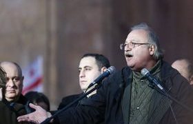 ოპოზიცია ხელისუფლებას ვადას 16 დეკემბრამდე აძლევს - ”შექმენით 5 კაციანი სამუშაო ჯგუფი და კრიზისიდან ერთად გამოვიდეთ” ოპოზიცია ხელისუფლებას ვადას 16 დეკემბრამდე აძლევს - ”შექმენით 5 კაციანი სამუშაო ჯგუფი და კრიზისიდან ერთად გამოვიდეთ”