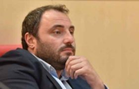 ბექა ნაცვლიშვილი გიორგი ქობულიას წინააღმდეგ - ”მეტი აბსურდულობა რაში უნდა მდგომარეობდეს?”