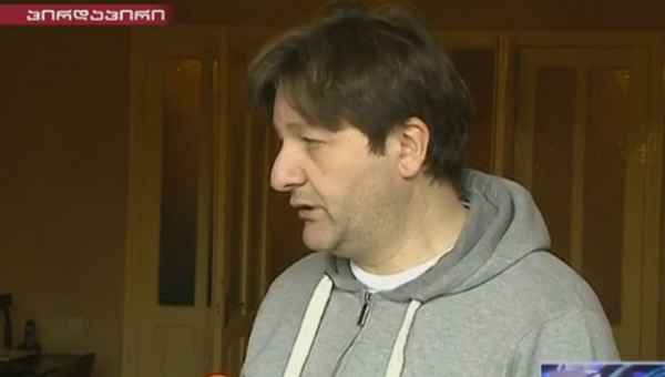 რუსთავი 2-ის ჟურნალისტ დავით ერაძის სახლს ესროლეს