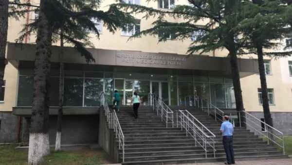 ფოთში ღორის გრიპით ახალგაზრდა ქალი გარდაიცვალა