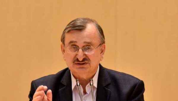 რომან გოცირიძე: „ხაზარაძე და ჯაფარიძე იძულებულნი არიან, TBC ბანკში წილები გაყიდონ"