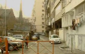 პეკინზე 2 მამაკაცი დაჭრეს, ერთის მდგომარეობა მძიმეა - სისხლიანი გარჩევის ახალი დეტალები პეკინზე 2 მამაკაცი დაჭრეს, ერთის მდგომარეობა მძიმეა - სისხლიანი გარჩევის ახალი დეტალები