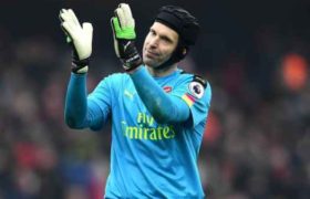 პეტერ ჩეხი კარიერას ასრულებს პეტერ ჩეხი კარიერას ასრულებს