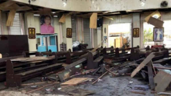 ფილიპინებზე კათოლიკურ ეკლესიასთან 2 ბომბი აფეთქდა - დაიღუპა 19 ადამიანი, დაშავდა 42