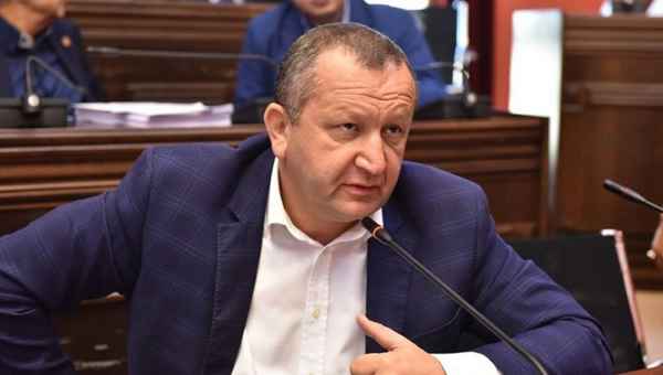 დავით ჭიჭინაძემ ფრაქცია „პატრიოტთა ალიანსი“ დატოვა