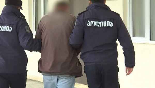 საზარელი ფაქტი გორში - 14 წლის შვილის მიმართ სექსუალური ქმედების ბრალდებით მამა დააკავეს