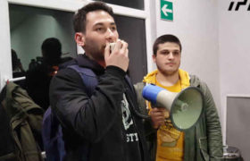 ილიაუნის სტუდენტები  რექტორთან შეხვედრას ითხოვენ
