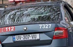 მივიდა უცებ, მოკიდა ხელი და ჩაკოცნა" - ქუთაისში არასრულწლოვანზე ძალადობისთვის უცხოელი დააკავეს მივიდა უცებ, მოკიდა ხელი და ჩაკოცნა" - ქუთაისში არასრულწლოვანზე ძალადობისთვის უცხოელი დააკავეს