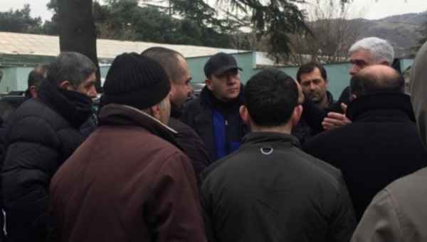 „თბილავიამშენის“ საწარმო პარალიზებულია - გაფიცულები ხელფასის 1.000 ლარიდან 1.250-მდე მატებას ითხოვენ