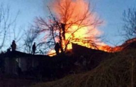 ხილიანზე საცხოვრებელ სახლს ცეცხლი გაუჩნდა