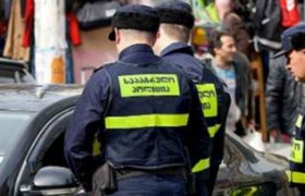 "ქართული ოცნების" ოფისიდან 7.000 ლარის მოპარვისთვის 2 პირი დააკავეს