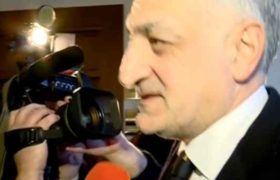 მამუკა ხაზარაძე პარლამენტში მივიდა