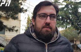 თორნიკე მამალაძე - დეკანოზის მდგომარეობა მძიმეა, მას 3 დღის განმავლობაში არც უძინია და არც საჭმელი მიუღია თორნიკე მამალაძე - დეკანოზის მდგომარეობა მძიმეა, მას 3 დღის განმავლობაში არც უძინია და არც საჭმელი მიუღია