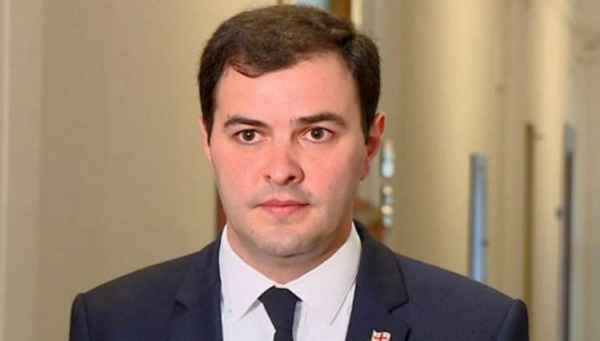 ”ჩემგან განტევების ვაცის გამოყვანა გადაწყვიტეს” - ვანო ზარდიაშვილი დეპუტატის მანდატს ტოვებს