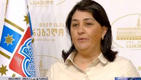 ლილე ლიპარტელიანი თბილისის სერვის ცენტრის უფროსის მოადგილედ აღდგენას ითხოვს