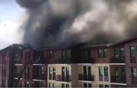 ბაკურიანში სასტუმრო „რეზიდენსი“ იწვის ბაკურიანში სასტუმრო „რეზიდენსი“ იწვის