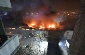 დიდ დიღომში ცეცხლი „ტექნოლუქსის“ საწყობს უკიდია დიდ დიღომში ცეცხლი „ტექნოლუქსის“ საწყობს უკიდია