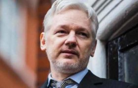 „ვიკილიქსის“ დამფუძნებელი ჯულიან ასანჟი დააკავეს