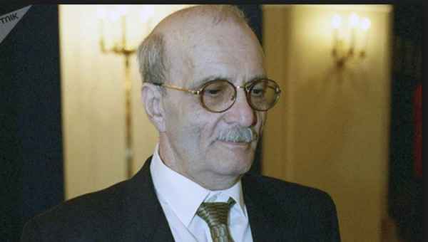 გია დანელია გარდაიცვალა