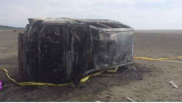 ფოთში მანქანა ამობრუნდა, ცეცხლი გაუჩნდა და დაიწვა