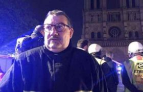 ნოტრ დამში მაცხოვრის გვირგვინი სახანძროების კაპელანმა ფურნიემ გადაარჩინა