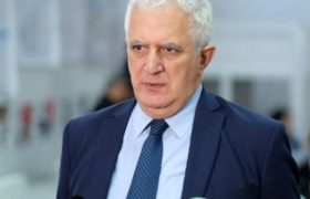 ამირან გამყრელიძე - "ყოველდღიურად წითელას 15-25 შემთხვევა ფიქსირდება" ამირან გამყრელიძე - "ყოველდღიურად წითელას 15-25 შემთხვევა ფიქსირდება"