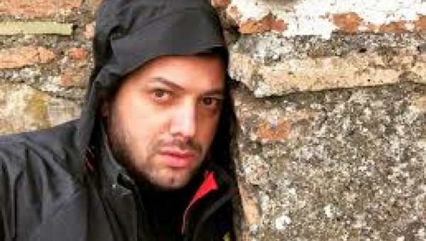 მამა პეტრე -  ''გაოგნებული გამოვედი გარეთ... ღმერთო, ეს სამყარო აშკარად არ არის ის, რომელსაც შენ ქმნიდი!.."